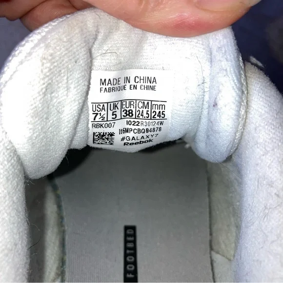 Reebok White and Pink Athletic Shoes - Picture 5 of 6